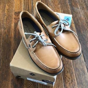 New Men’s Sperry